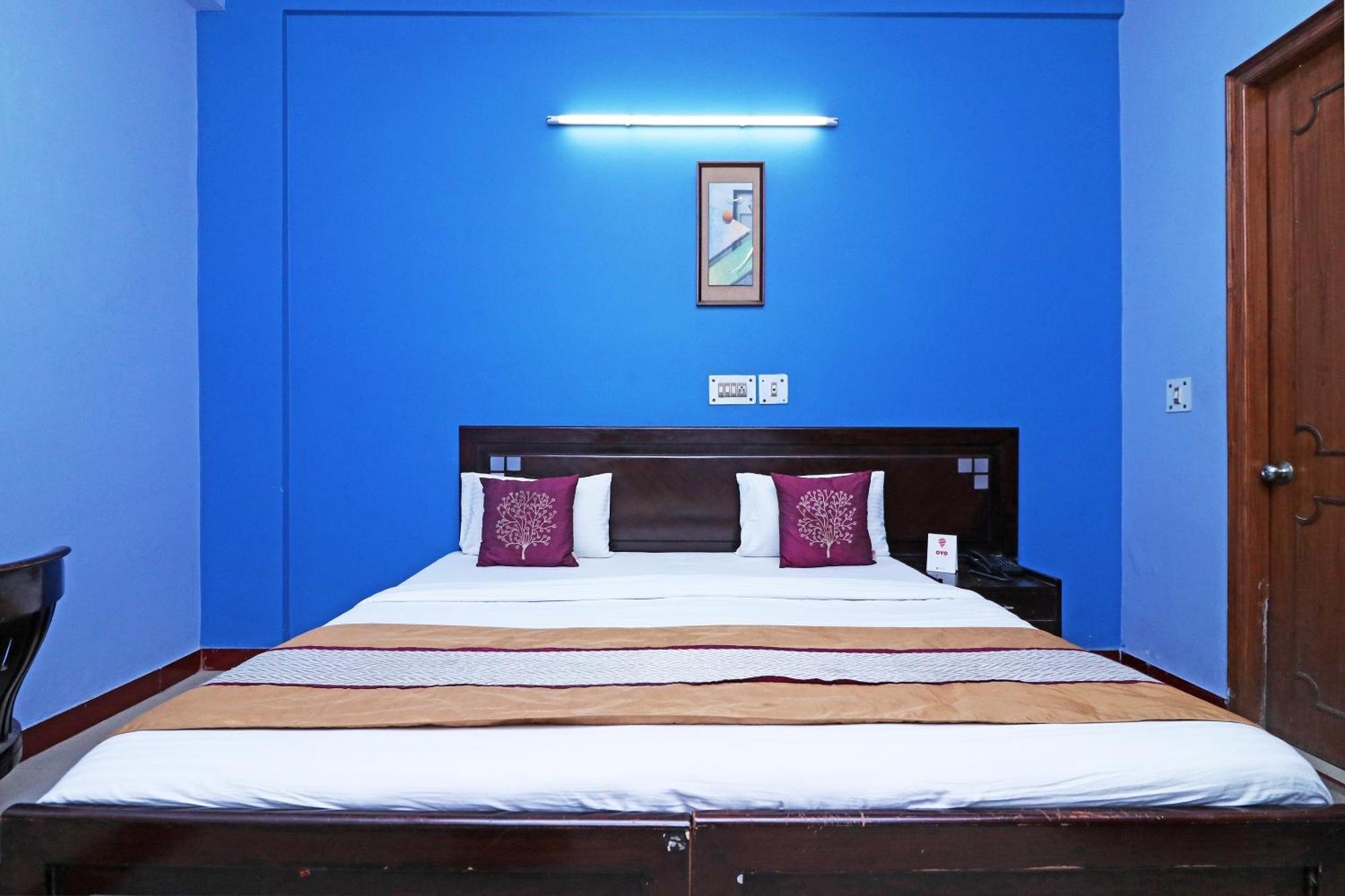 Townhouse Satguru Enclave Road Gurgaon Hotel Jāmb Buitenkant foto